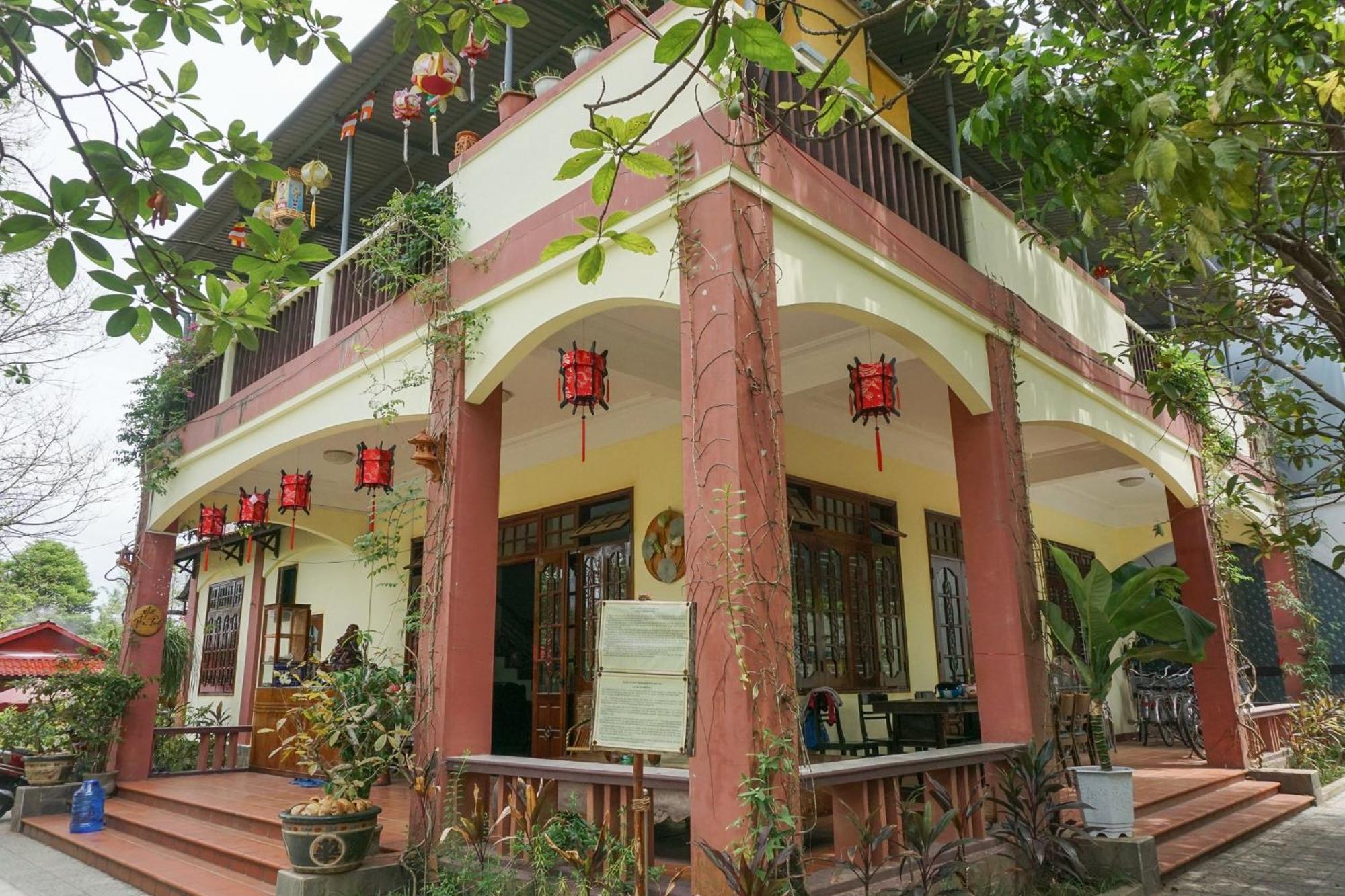 Hue Lotus Homestay Exterior photo